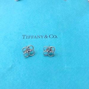 Tiffany & Co.Elsa Peretti®
Quadrifoglio™ Earings